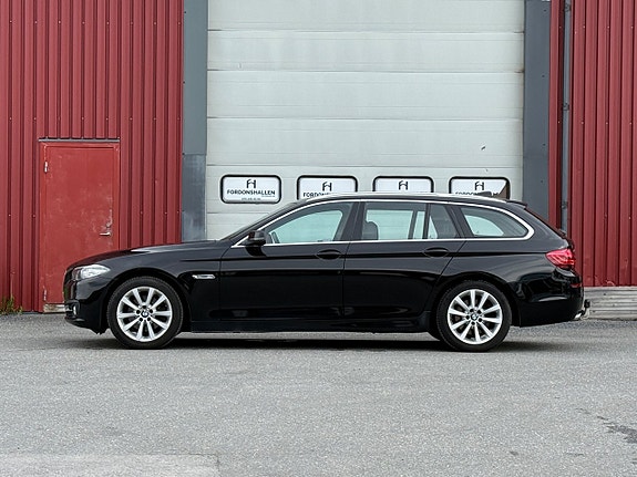 BMW 520d 3 of 5