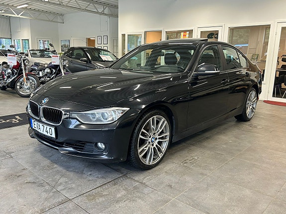 BMW 335d 3 of 5
