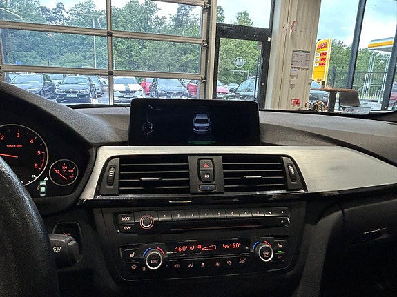 BMW 335d 18 of 22