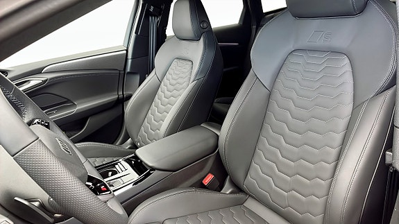 Audi A6 8 of 13