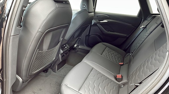 Audi A6 12 of 13
