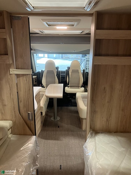 Eura Mobil Integra Line 730 EF / AC PÅ KÖPET 8 of 17