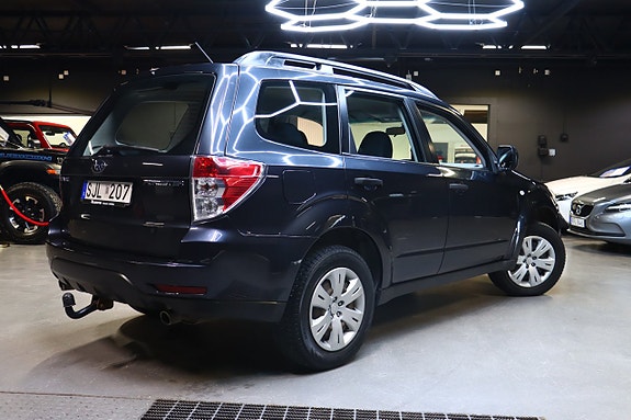 Subaru Forester 3 of 5