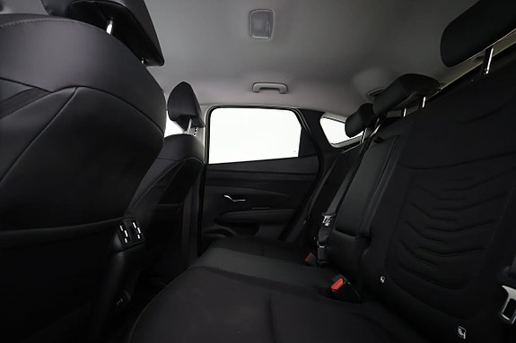 Hyundai Tucson 14 of 16