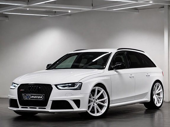 Audi RS4 6 of 25