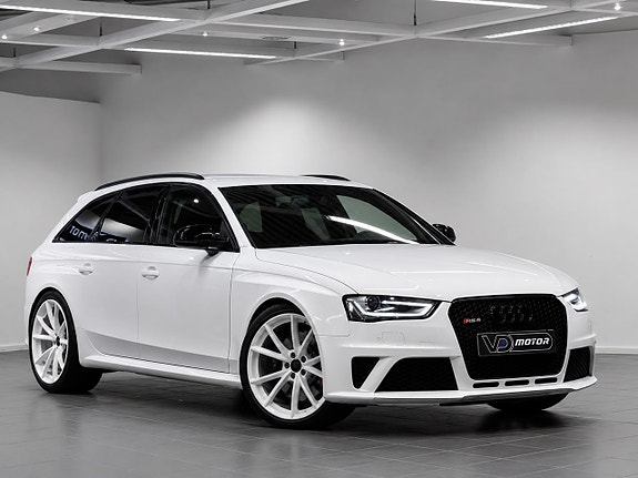 Audi RS4 9 of 25
