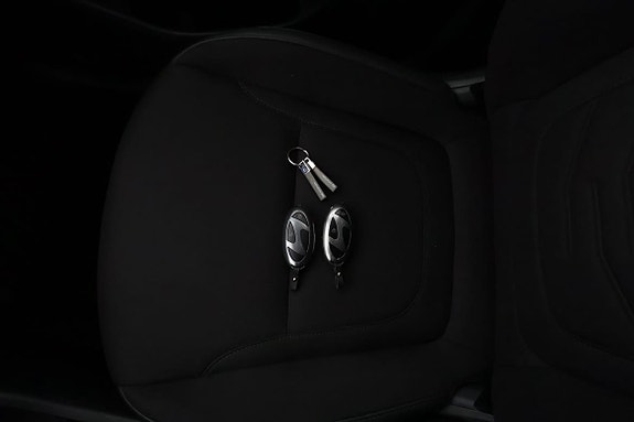 Hyundai Tucson 15 of 16
