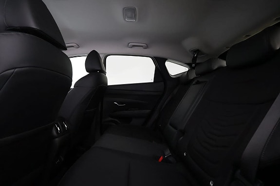 Hyundai Tucson 10 of 16