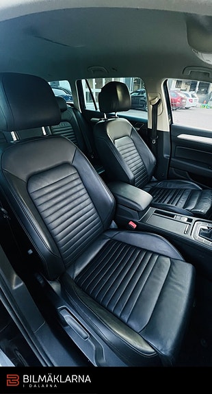 Volkswagen Passat Alltrack 15 of 24