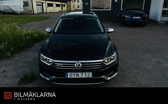 Volkswagen Passat Alltrack 4 of 5