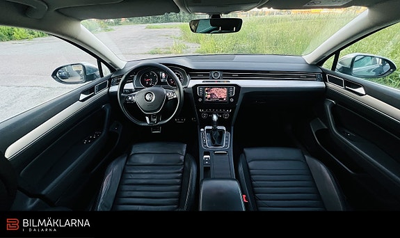 Volkswagen Passat Alltrack 19 of 27