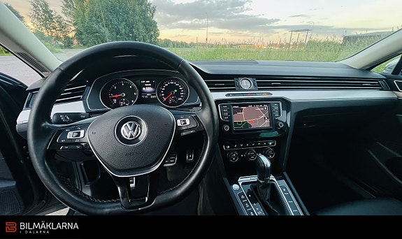 Volkswagen Passat Alltrack 24 of 27