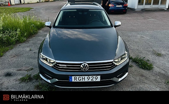 Volkswagen Passat Alltrack 6 of 27