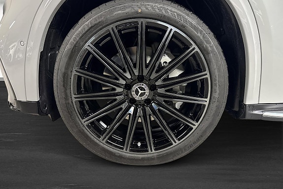 Mercedes-Benz GLC400 5 of 5