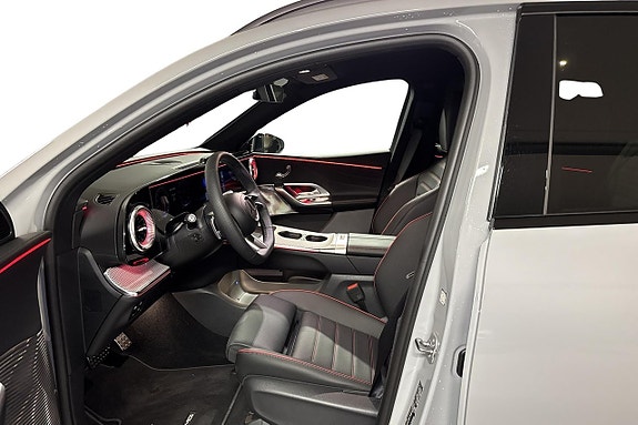 Mercedes-Benz GLC400 11 of 26