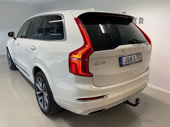 Volvo XC90 8 of 20