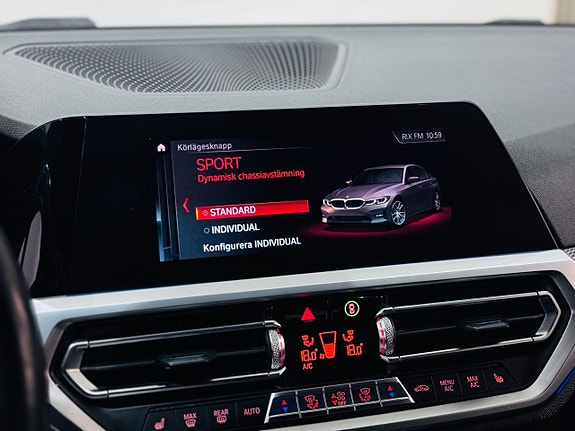 BMW 320i 14 of 24
