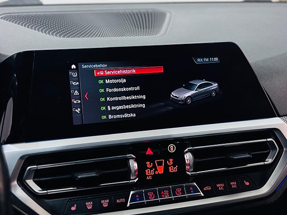 BMW 320i 17 of 24