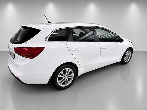 Kia Ceed 5 of 5