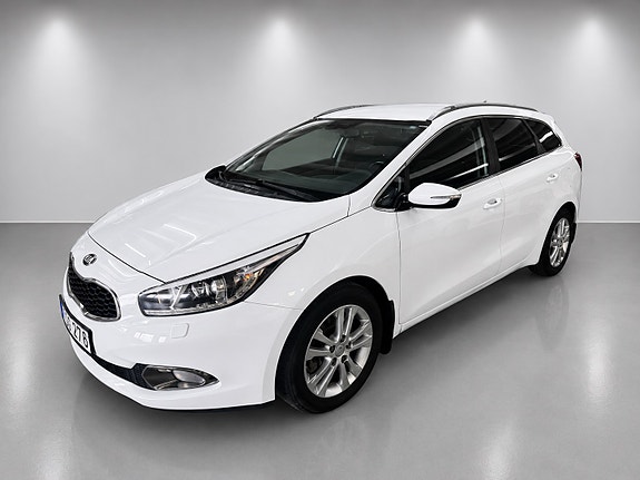 Kia Ceed 3 of 5