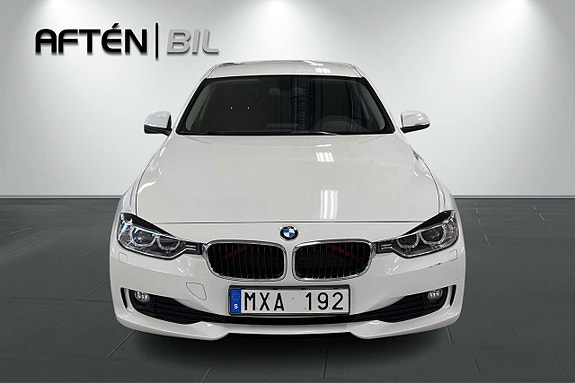 BMW 318d 2 of 18