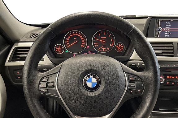 BMW 318d 14 of 18