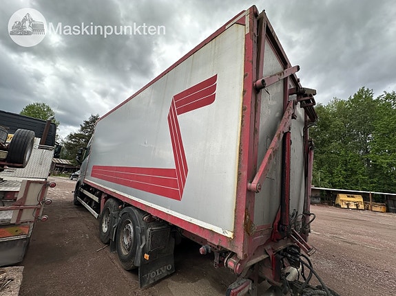 Volvo FH16 6*2 Flisbil med flisekipage 9 of 27