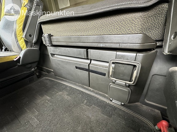 Volvo FH16 6*2 Flisbil med flisekipage 26 of 27