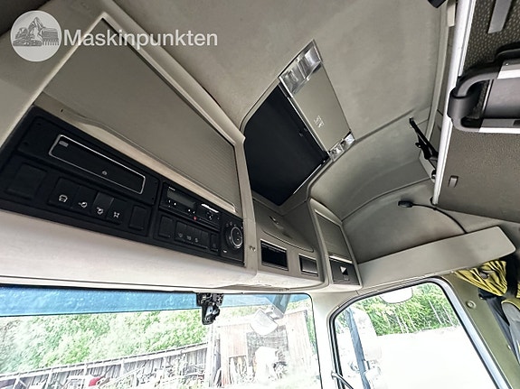Volvo FH16 6*2 Flisbil med flisekipage 17 of 27
