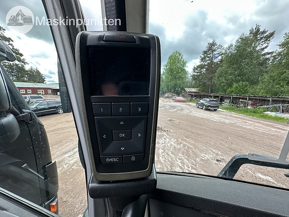 Volvo FH16 6*2 Flisbil med flisekipage 27 of 27