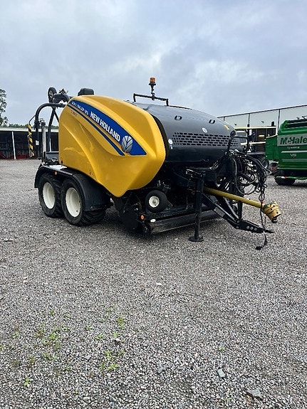 New Holland Roll Baler 125 Combi 3 of 5