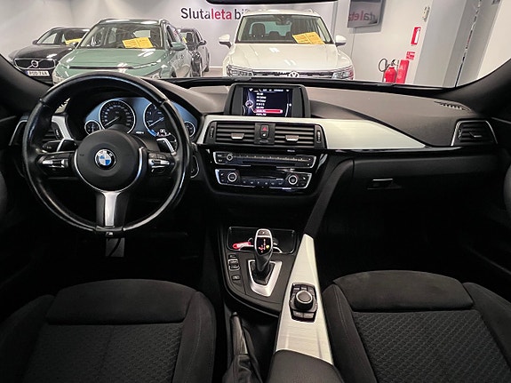 BMW 320d 16 of 30