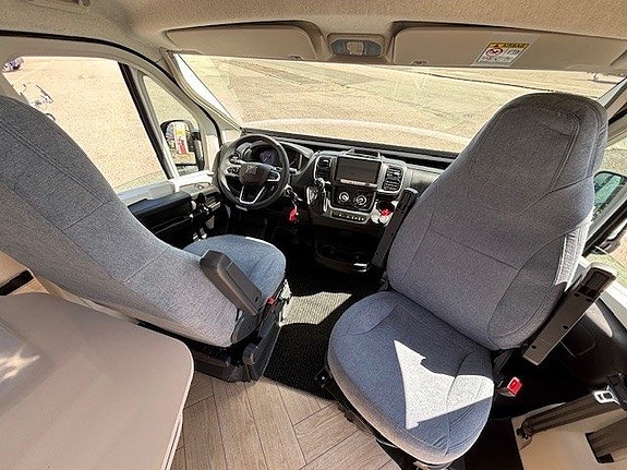 CHALLENGER V217 Break Edition M26 - Fiat Ducato 2.2L 140 HK 5 of 12