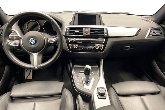 BMW 118i 8 of 12