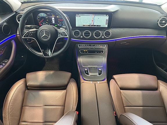 Mercedes-Benz E300 11 of 20
