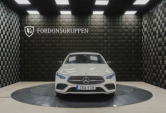Mercedes-Benz CLA220 10 of 22