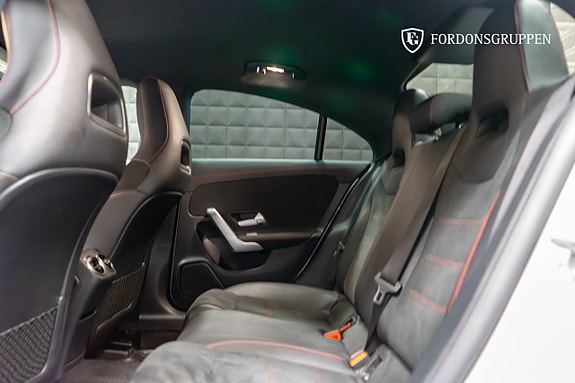 Mercedes-Benz CLA220 21 of 22