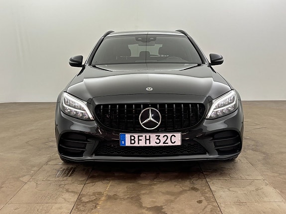 Mercedes-Benz C300 9 of 24
