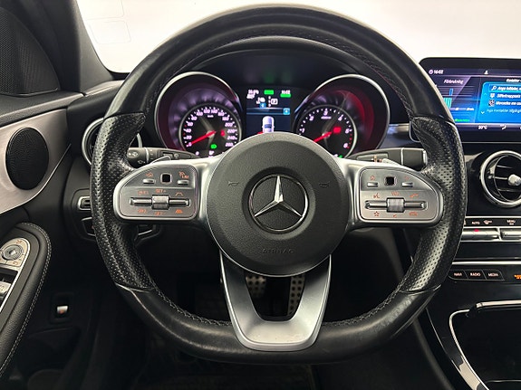 Mercedes-Benz C300 11 of 24