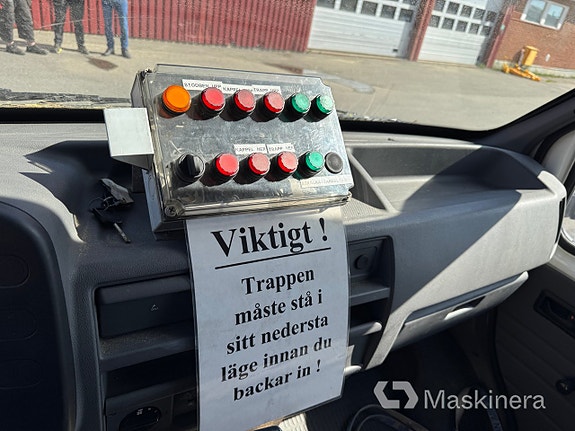 Trappbil Ford Transit TFGBHL 14 of 27