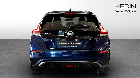 Nissan Leaf 7 of 12