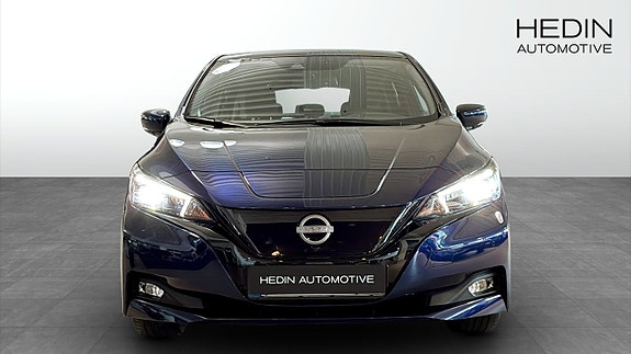 Nissan Leaf 8 of 12