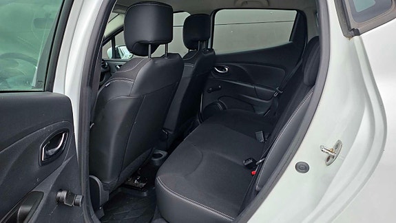 Renault Clio 6 of 17