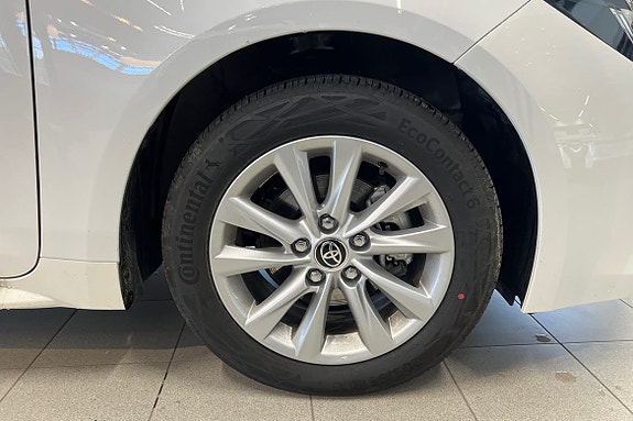 Toyota Corolla 16 of 20