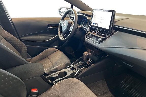 Toyota Corolla 7 of 20