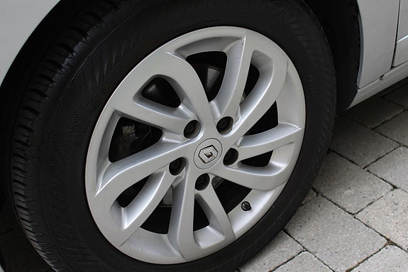 Renault Megane 13 of 30