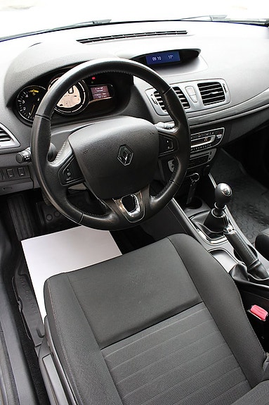 Renault Megane 29 of 30