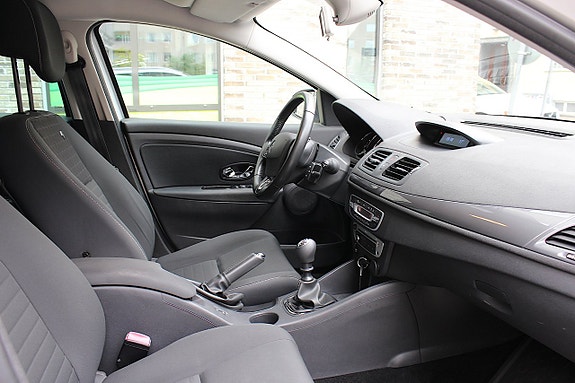 Renault Megane 21 of 30