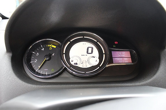 Renault Megane 30 of 30