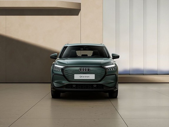 Audi Q4 e-tron 5 of 5